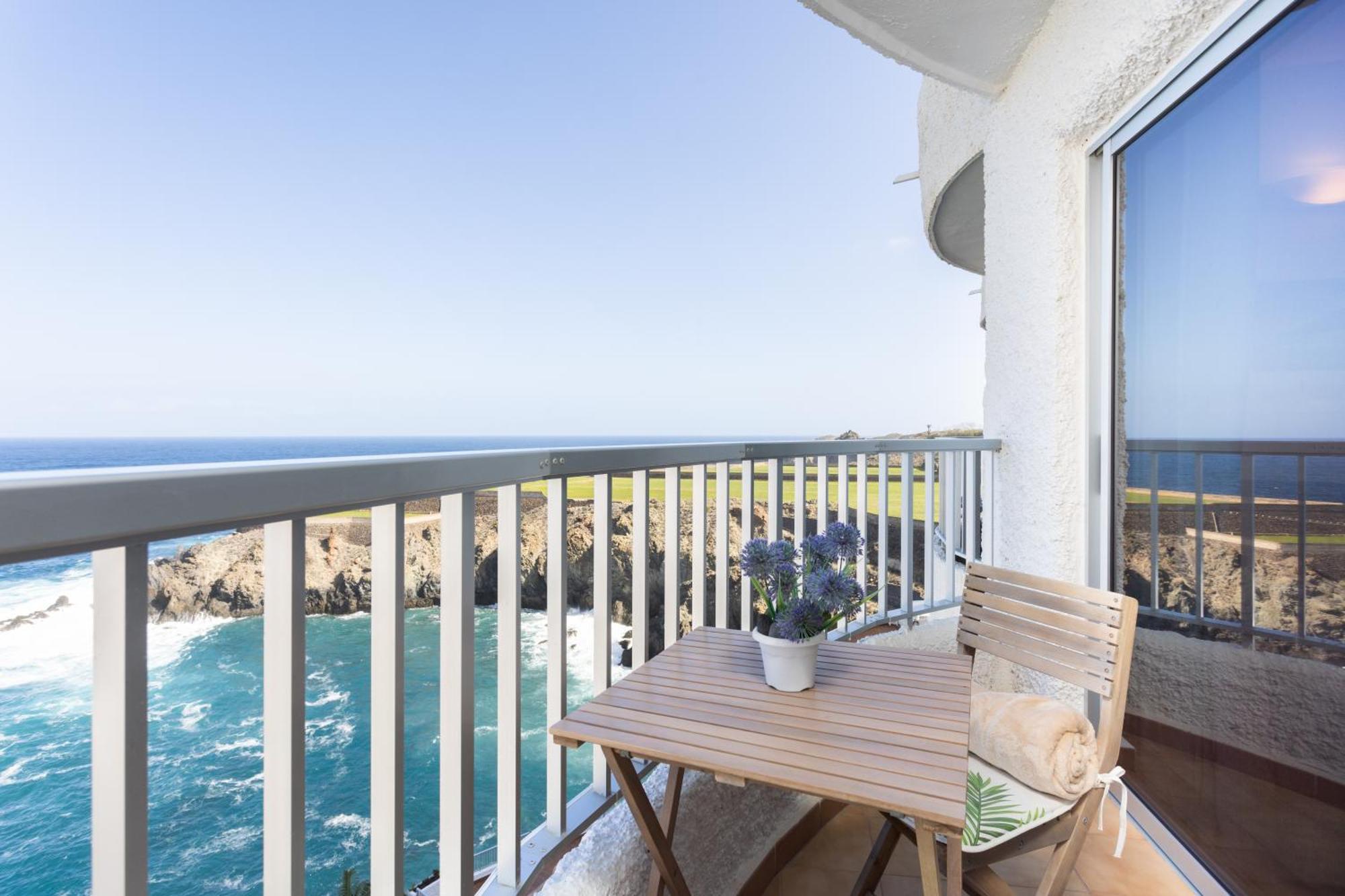 Cozy Seafront Studio With Balcony & Ocean Views San Marcos  Dış mekan fotoğraf